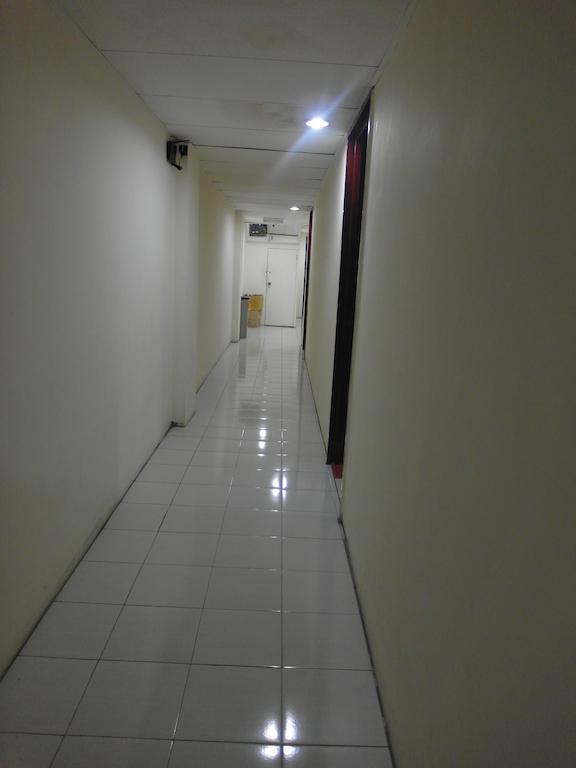 Silverwood Inn Miri Exterior photo